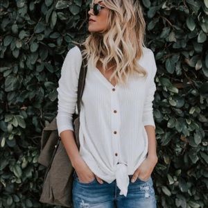 VICI thermal top. Never worn but without tags